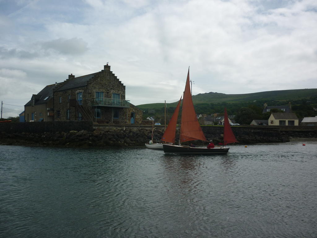 Tabor House B&B Fishguard Exterior foto